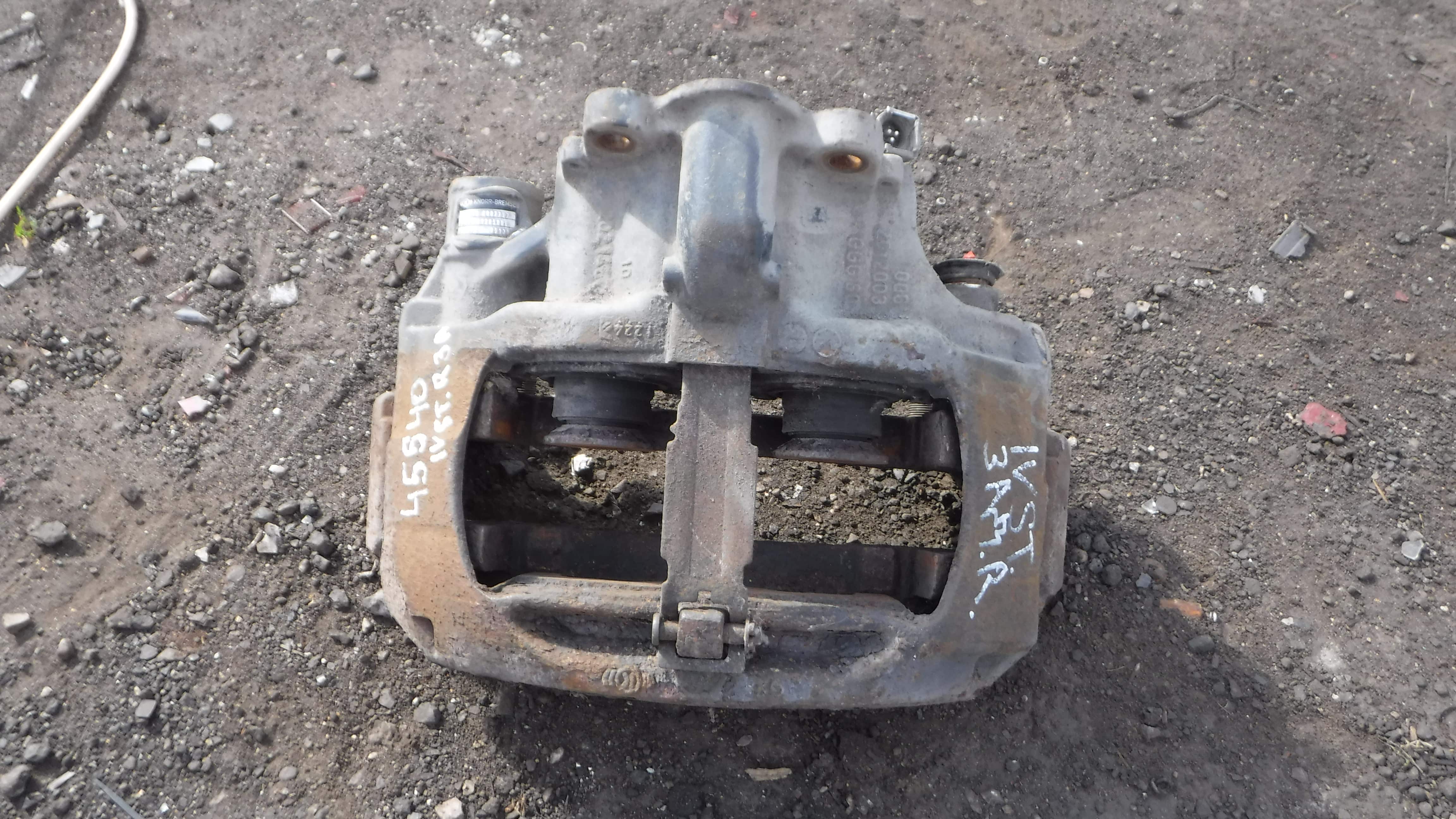 Супорт тормозной задний правый дисковый Ивеко Стрейлс IVECO Stralis Cursor 10 2002 41285006